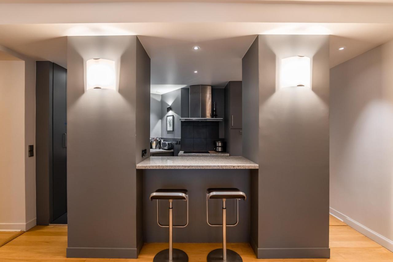 Appartamento Veeve - Pompidou Hideaway Parigi Esterno foto
